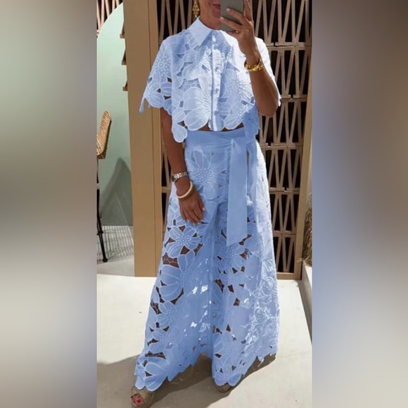 BLUE MARINE Chic Light Blue Floral Lace Skirt Set